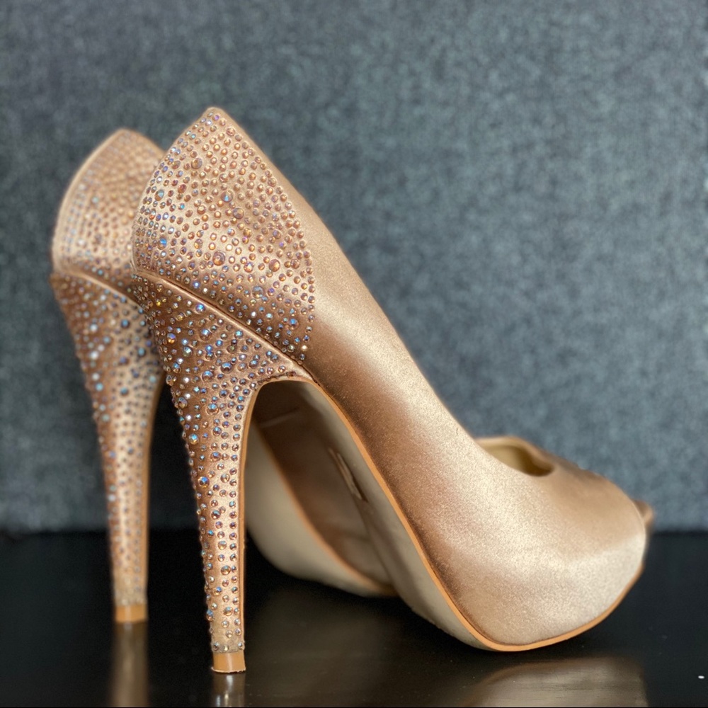 Steve Madden Sparkly Champagne Heels
